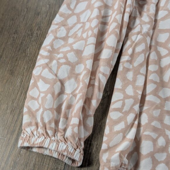 Vineyard Vines Top Womens Medium Beige Print Peasant Long Sleeve Ruffle Trim BOH - Picture 4 of 10